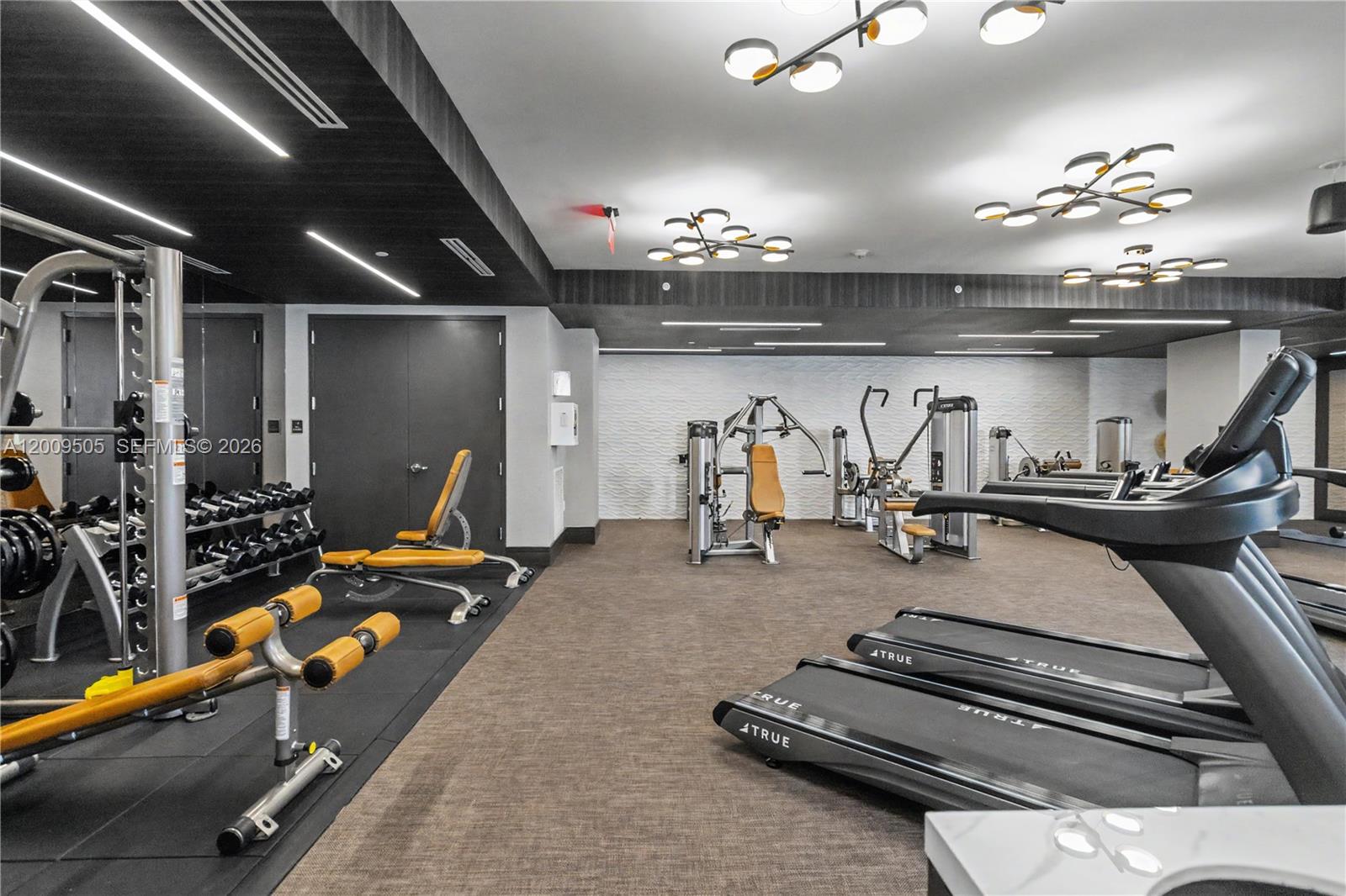 301 Altara Ave #822 Coral Gables, FL 33146