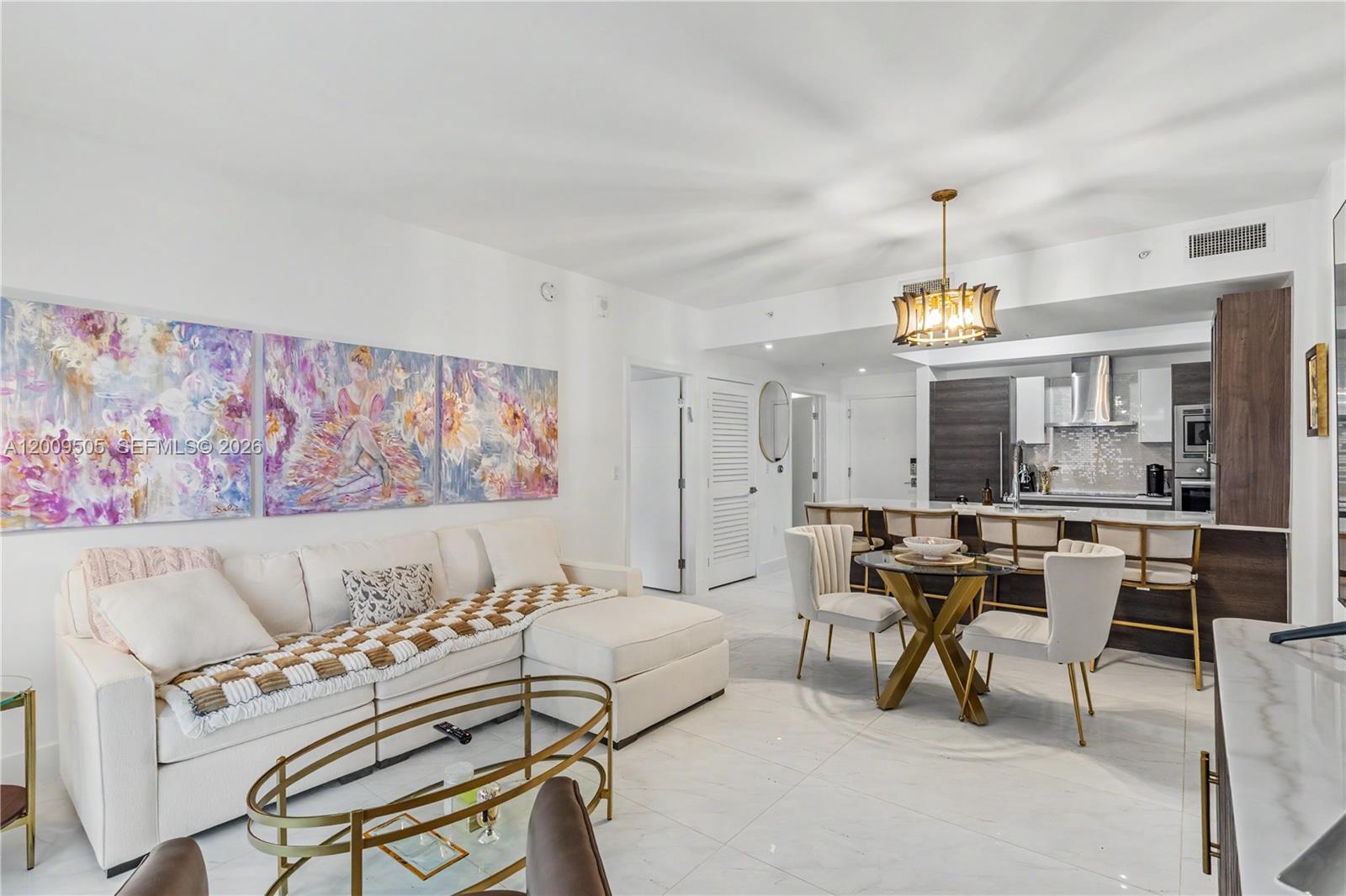 301 Altara Ave #822 Coral Gables, FL 33146