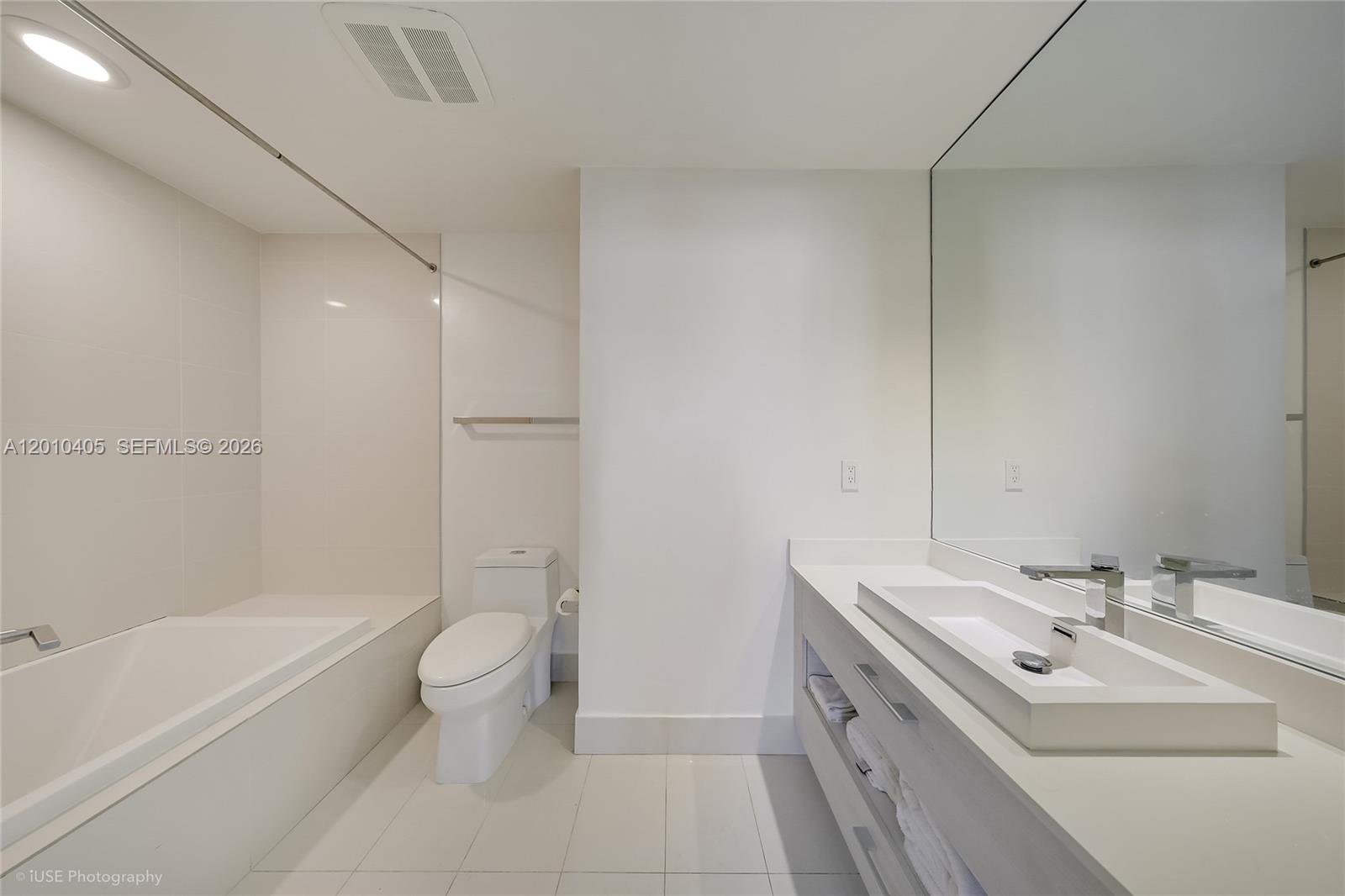 image Brickell Heights West10