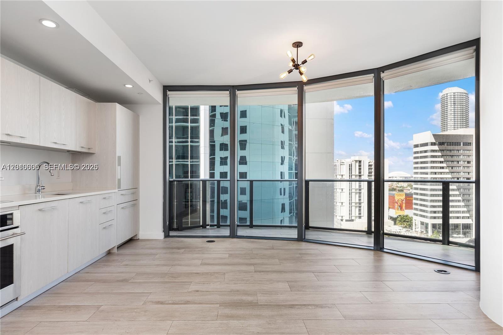 image Brickell Heights West2