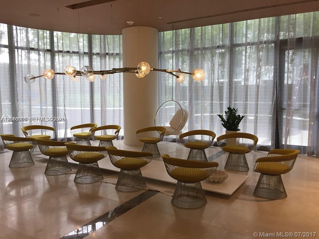 image Brickell Heights West43