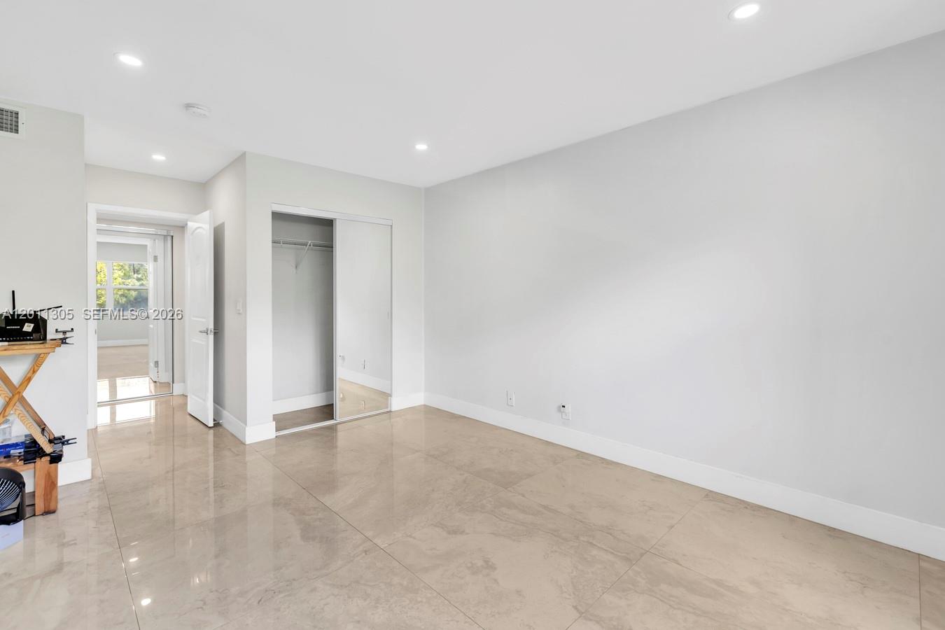 300 Diplomat Pkwy #204 Hallandale Beach, FL 33009