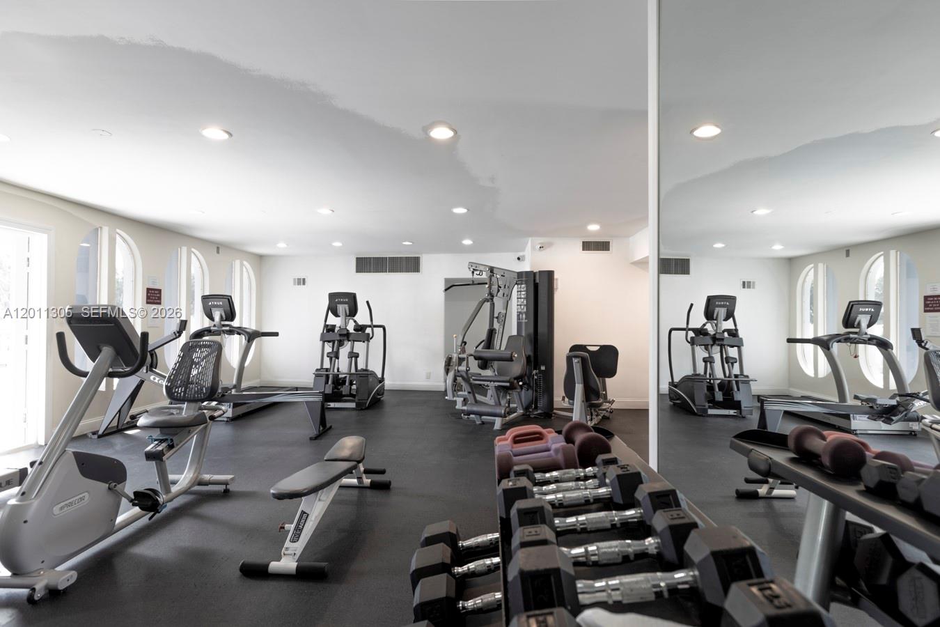 300 Diplomat Pkwy #204 Hallandale Beach, FL 33009
