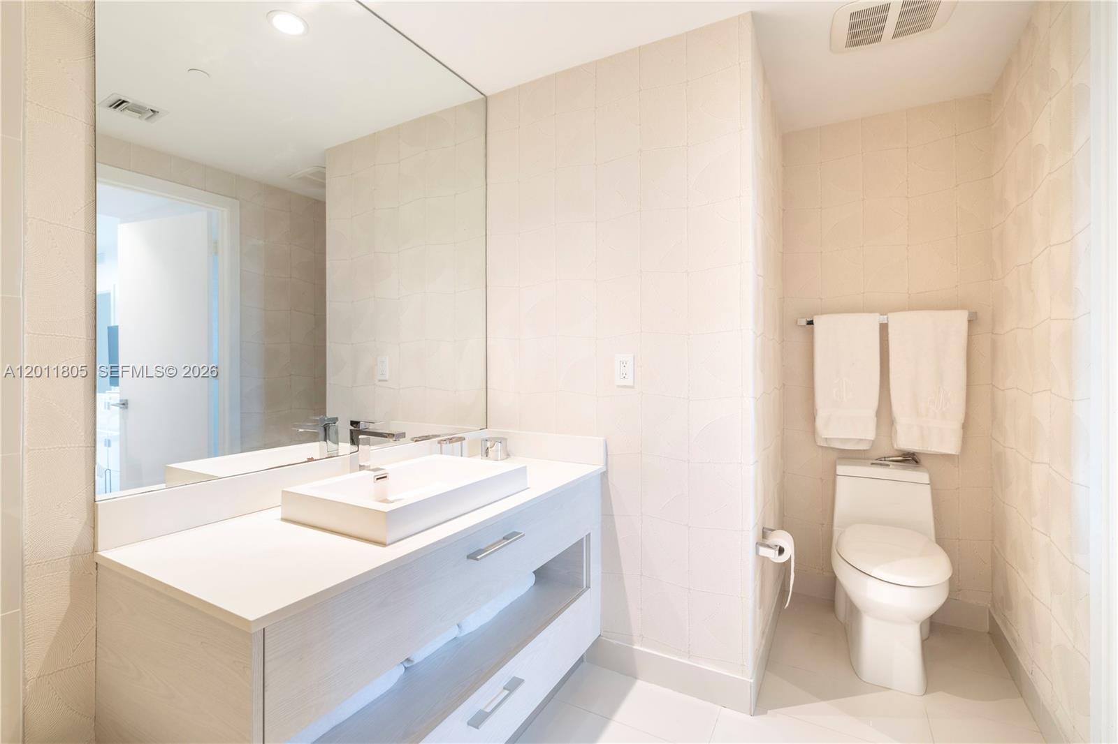 image Brickell Heights West13