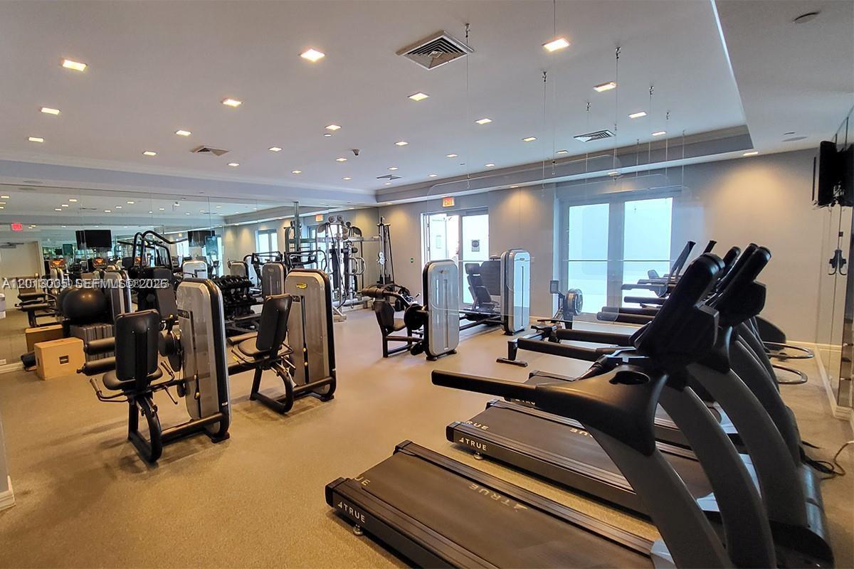 250 Sunny Isles Blvd #3-1001 Sunny Isles Beach, FL 33160