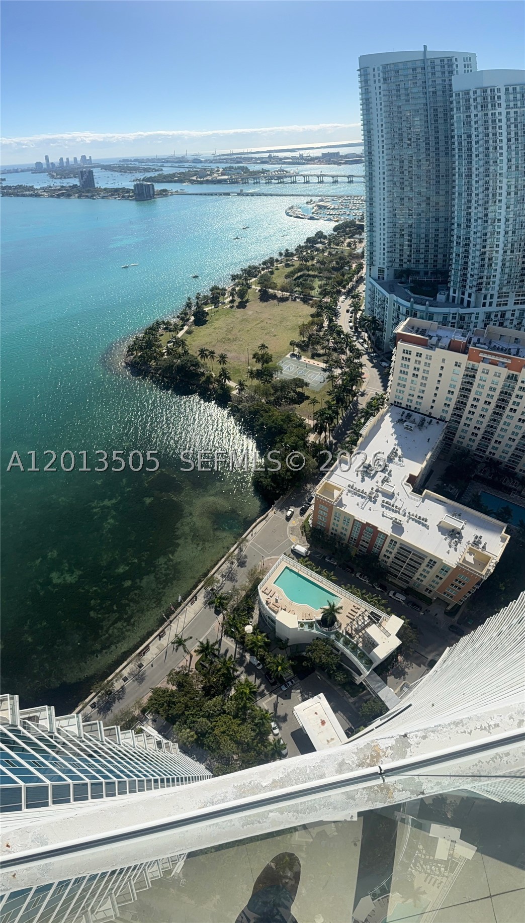 image Paramount Bay6