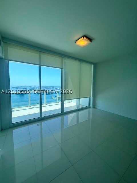 image Paramount Bay8