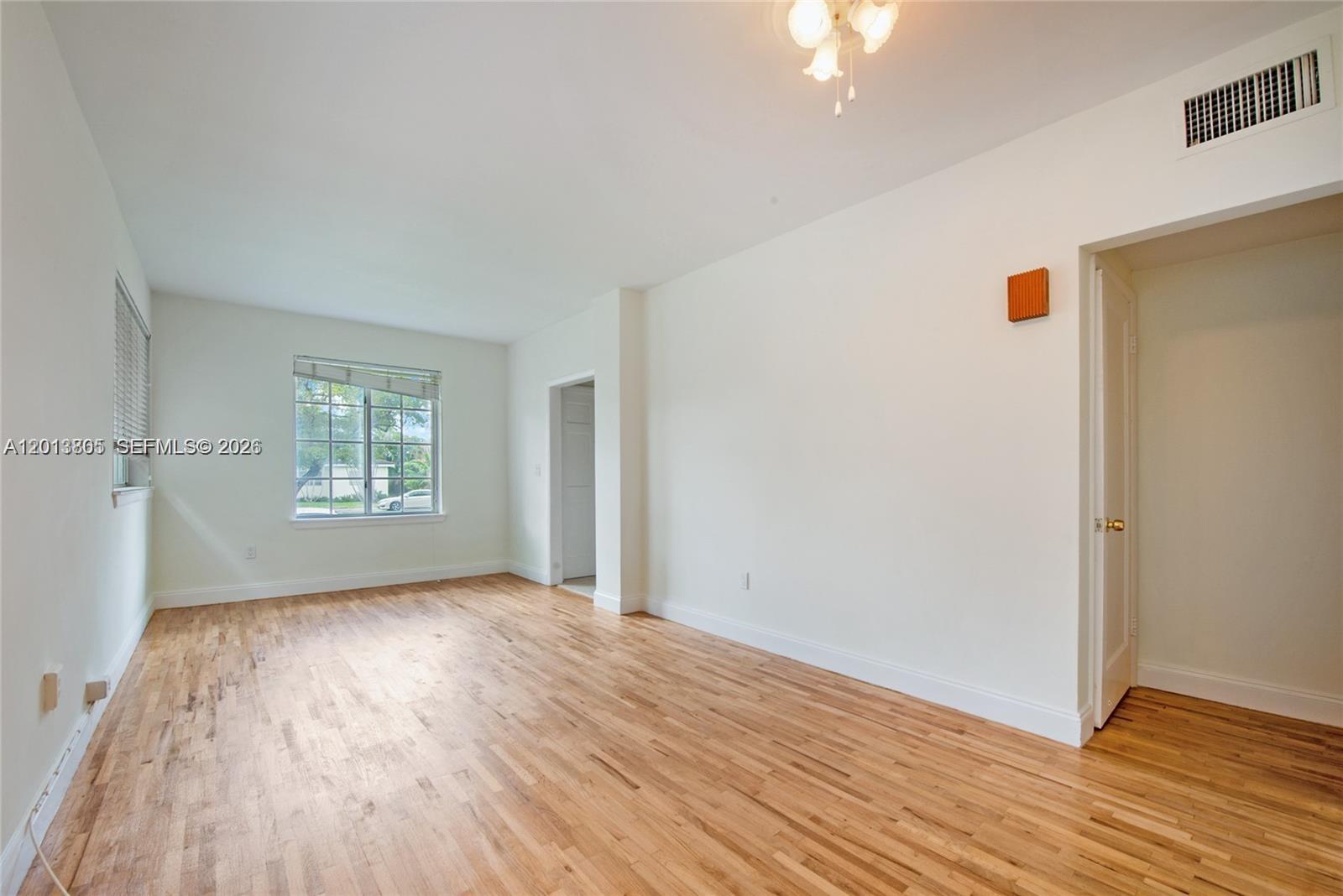 3808 Ponce De Leon Blvd Coral Gables, FL 33134
