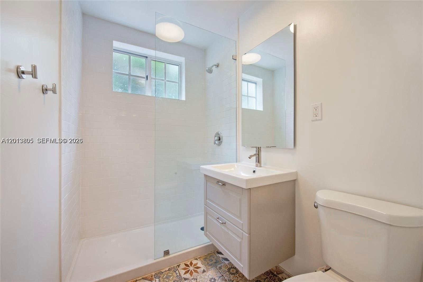 3808 Ponce De Leon Blvd Coral Gables, FL 33134