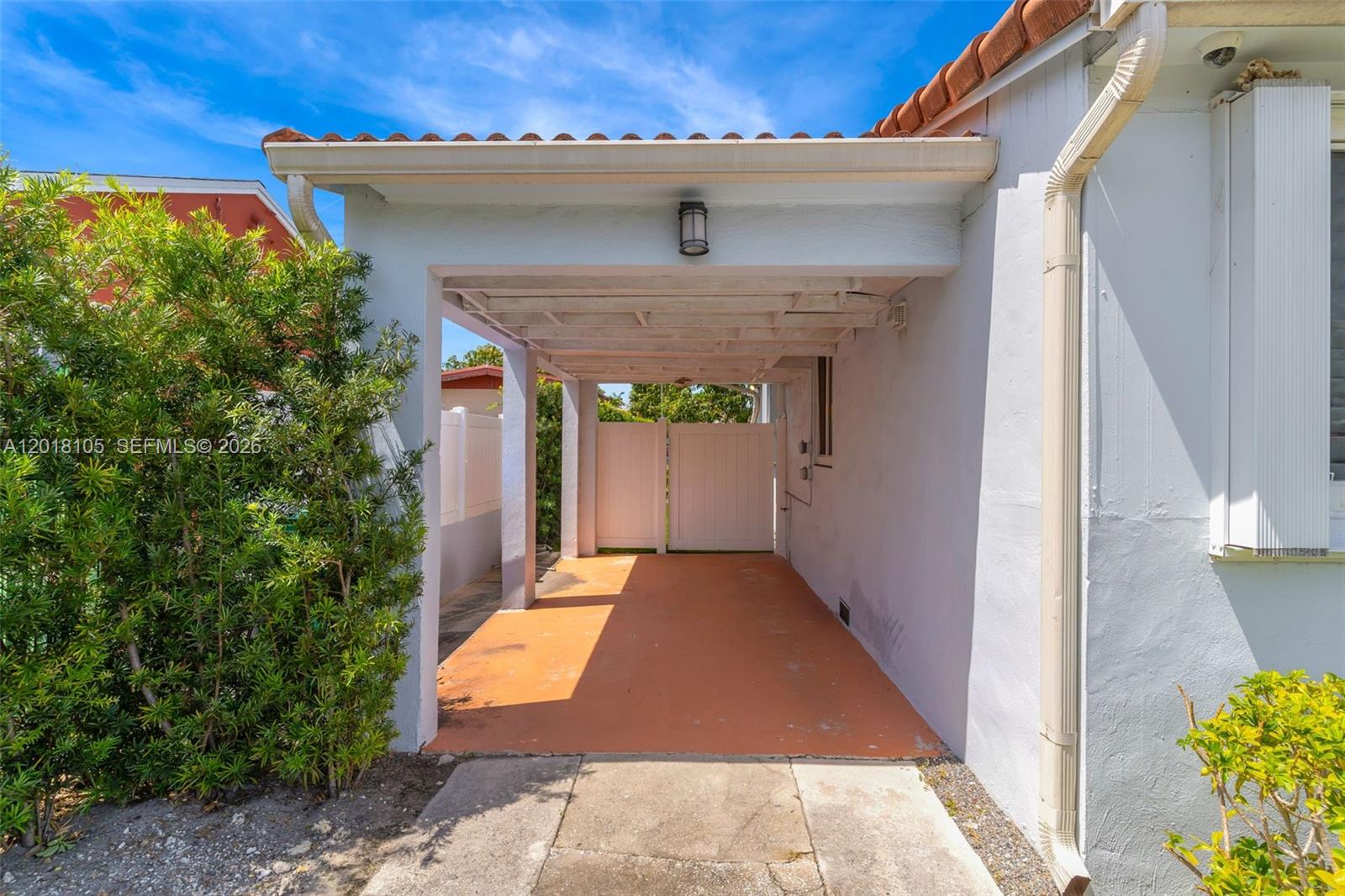 3151 NW Flagler Ter Miami, FL 33125