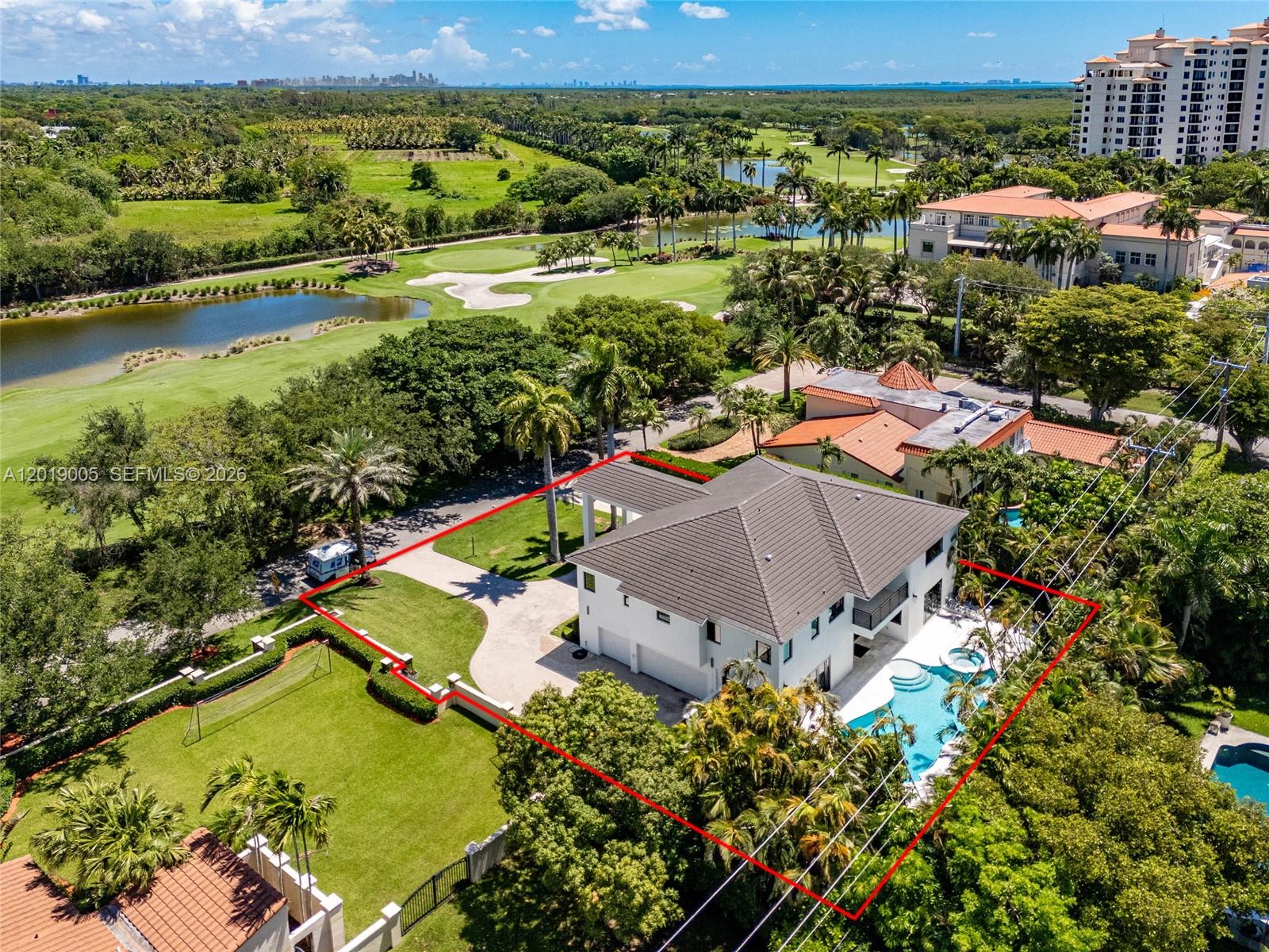 6220 SW 144th St Coral Gables, FL 33158