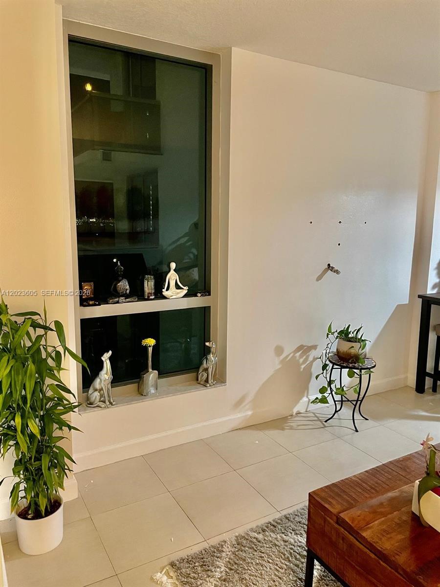333 NE 24th St #1108 Miami, FL 33137