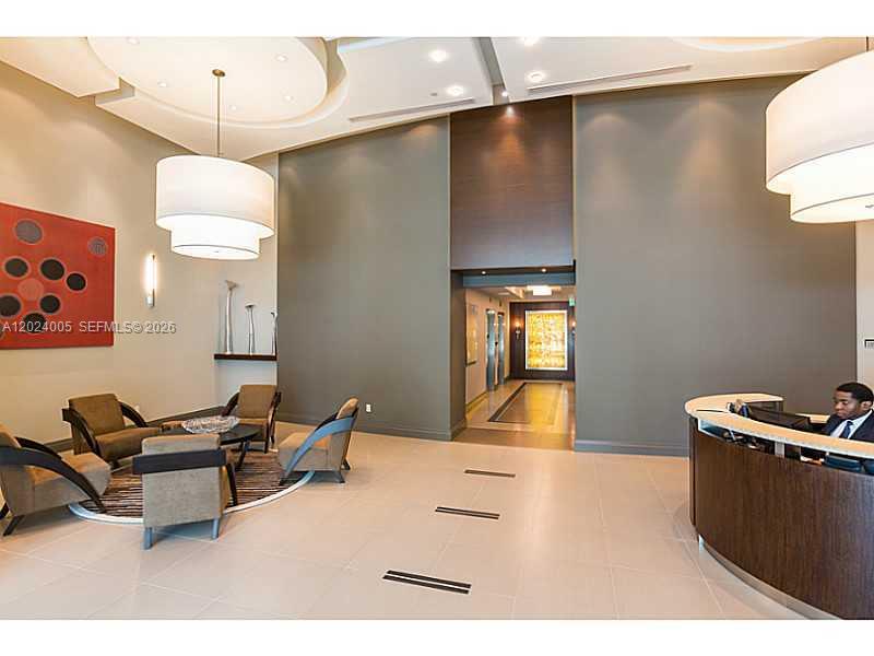 2525 SW 3rd Ave #1006 Miami, FL 33129