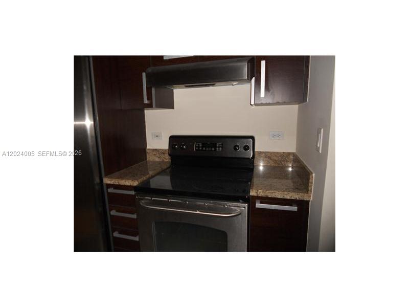 2525 SW 3rd Ave #1006 Miami, FL 33129