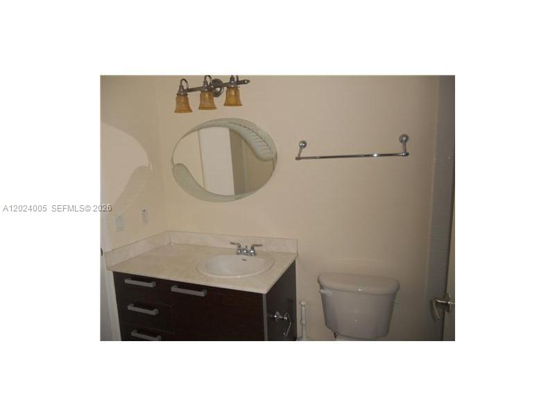 2525 SW 3rd Ave #1006 Miami, FL 33129