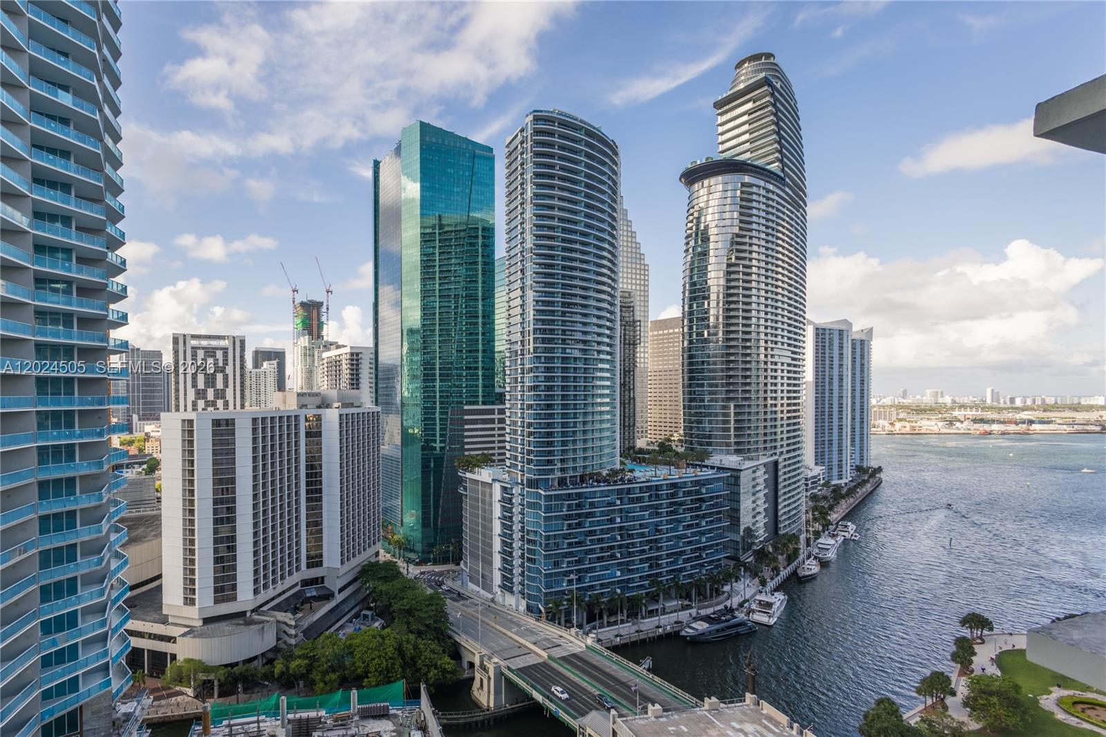 77 SE 5th St #2602 Miami, FL 33131