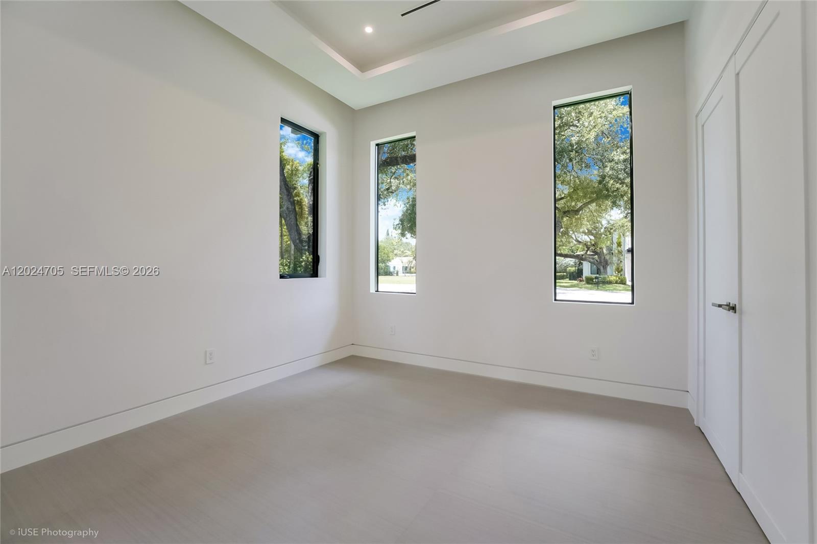 9405 SW 72nd Ct Pinecrest, FL 33156