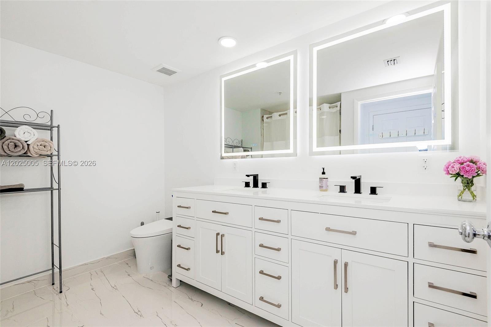 image Cite on the Bay East6