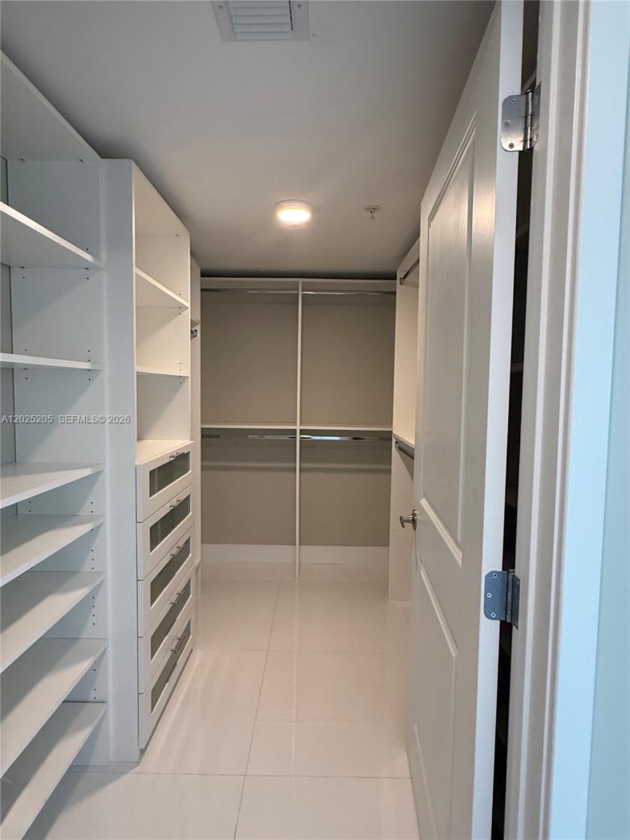 image 400 Sunny Isles16