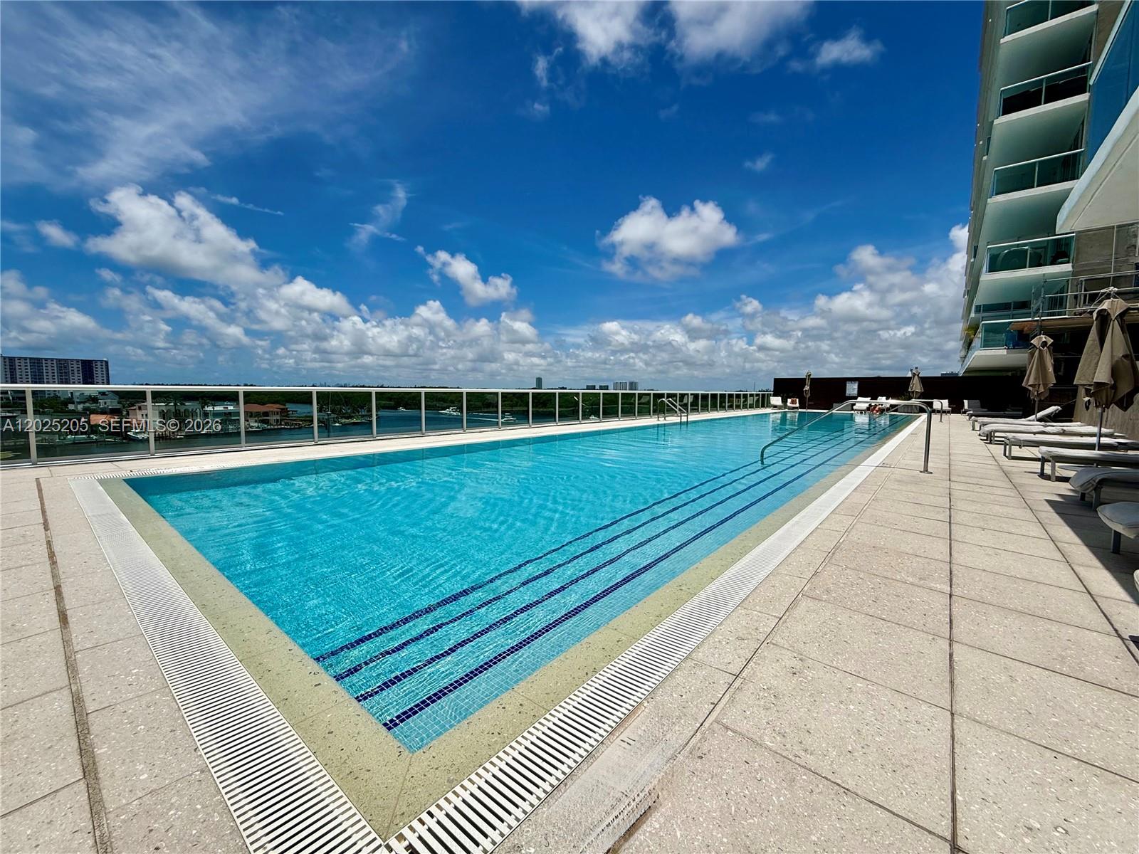 image 400 Sunny Isles32