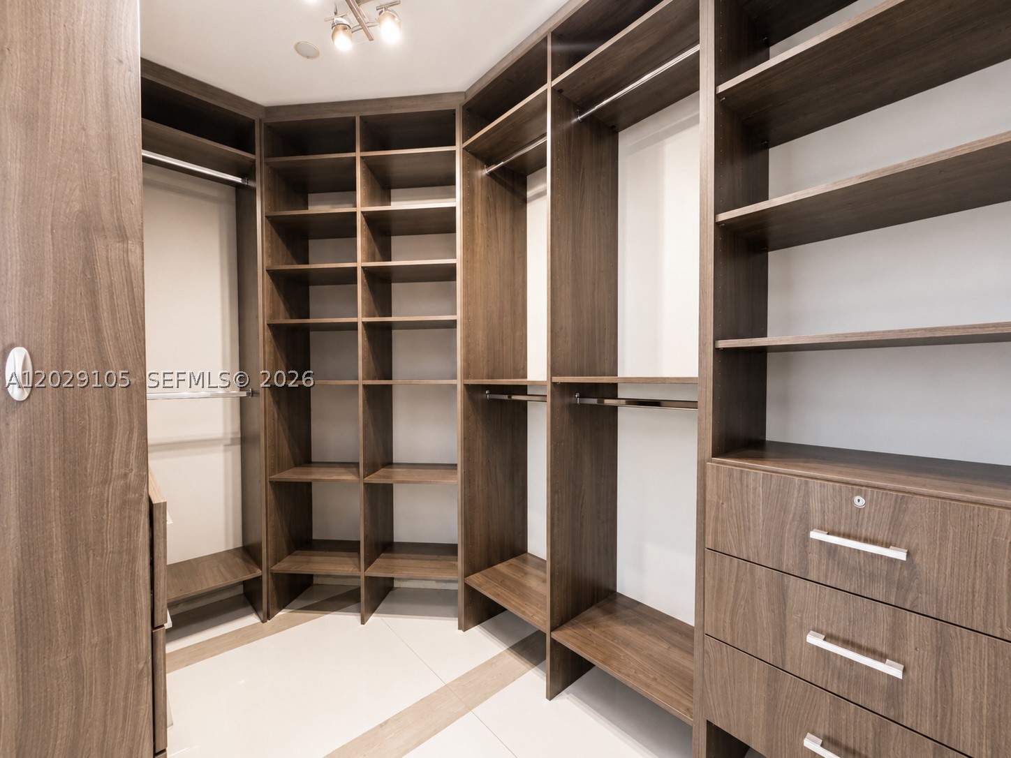 2020 N Bayshore Dr #2909 Miami, FL 33137