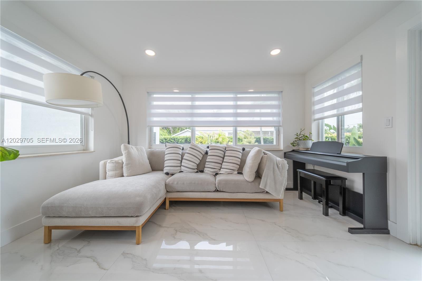 1900 SW 83rd Ave Miami, FL 33155