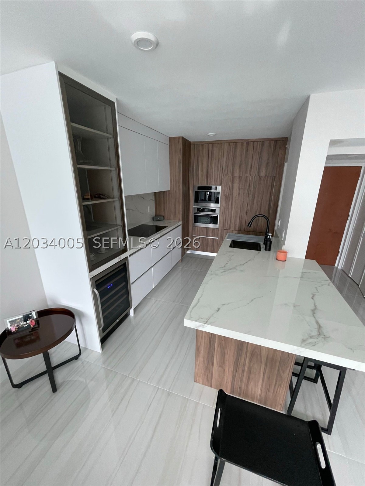 31 SE 5th #3103