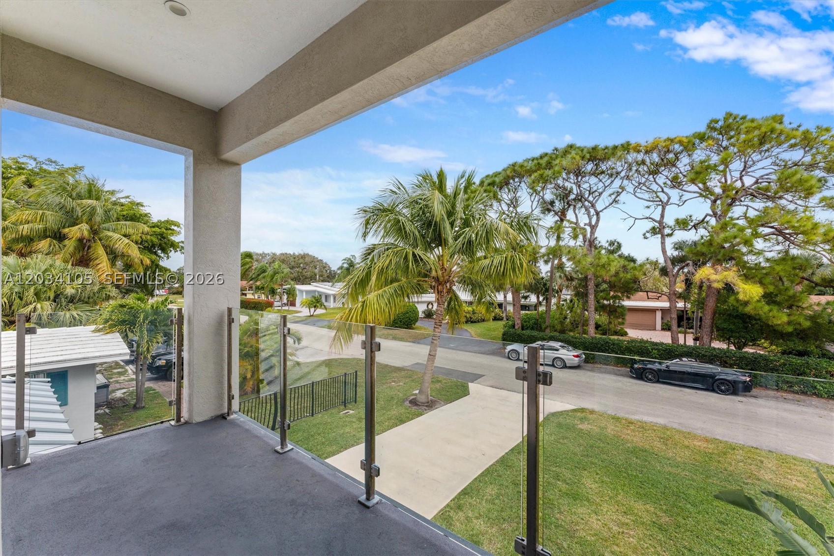 2431 NE 20th Ave Lighthouse Point, FL 33064