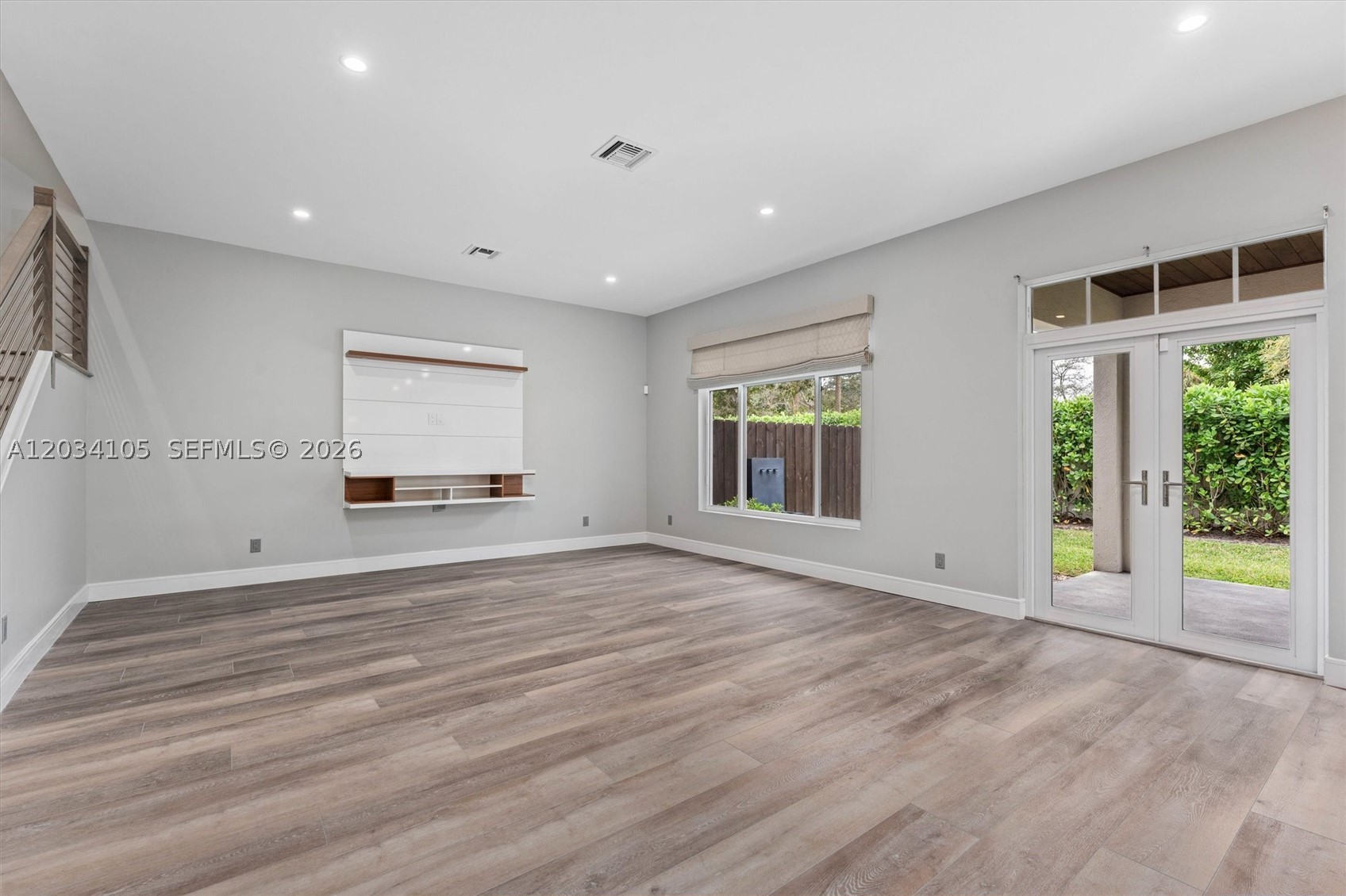 2431 NE 20th Ave Lighthouse Point, FL 33064