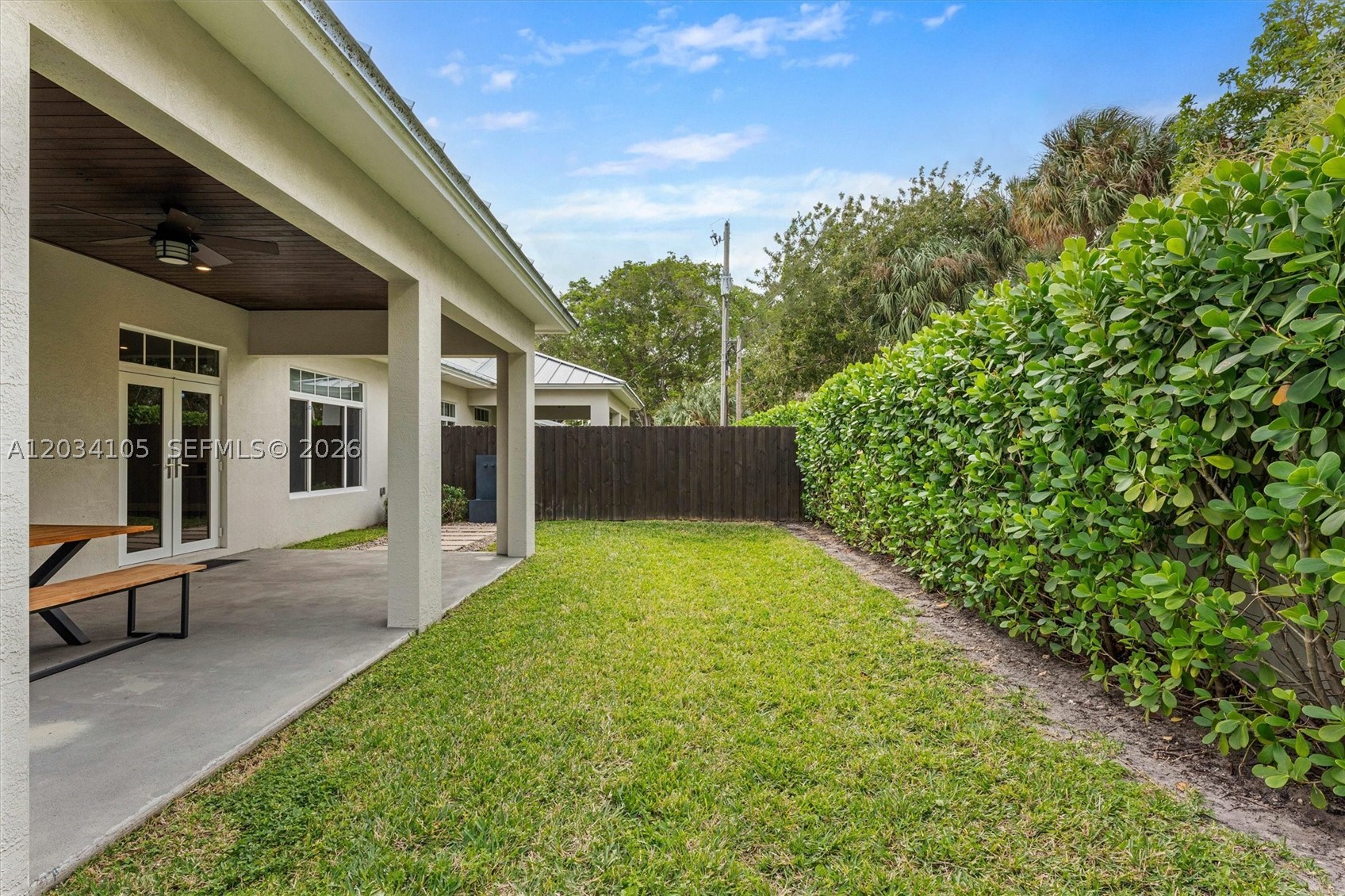 2431 NE 20th Ave Lighthouse Point, FL 33064