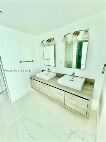 image 400 Sunny Isles13