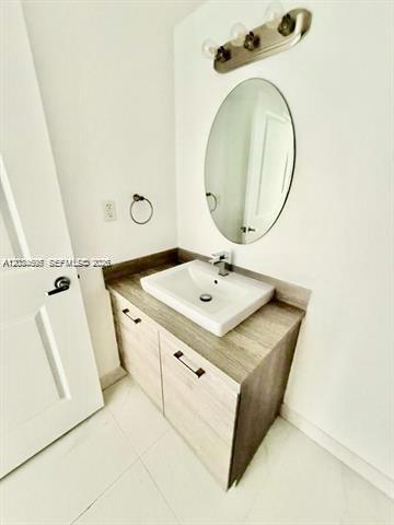 image 400 Sunny Isles14