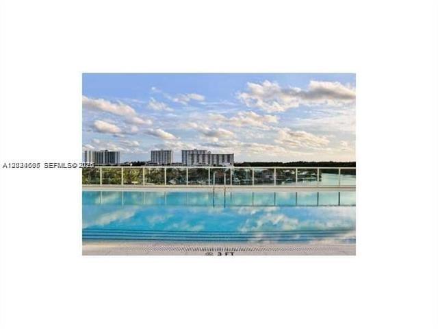 image 400 Sunny Isles22