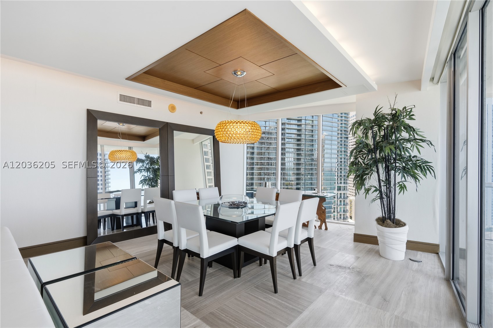465 Brickell Ave #2101 Miami, FL 33131