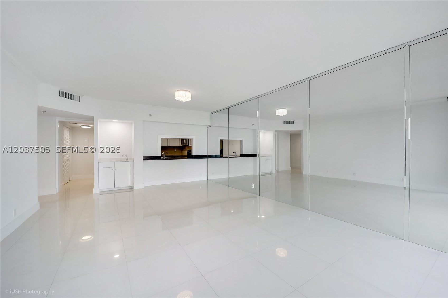 image Brickell Key One6