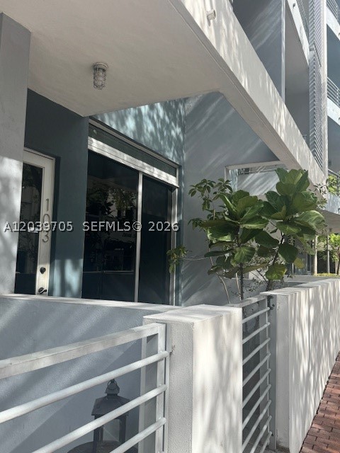 3339 Virginia St #105