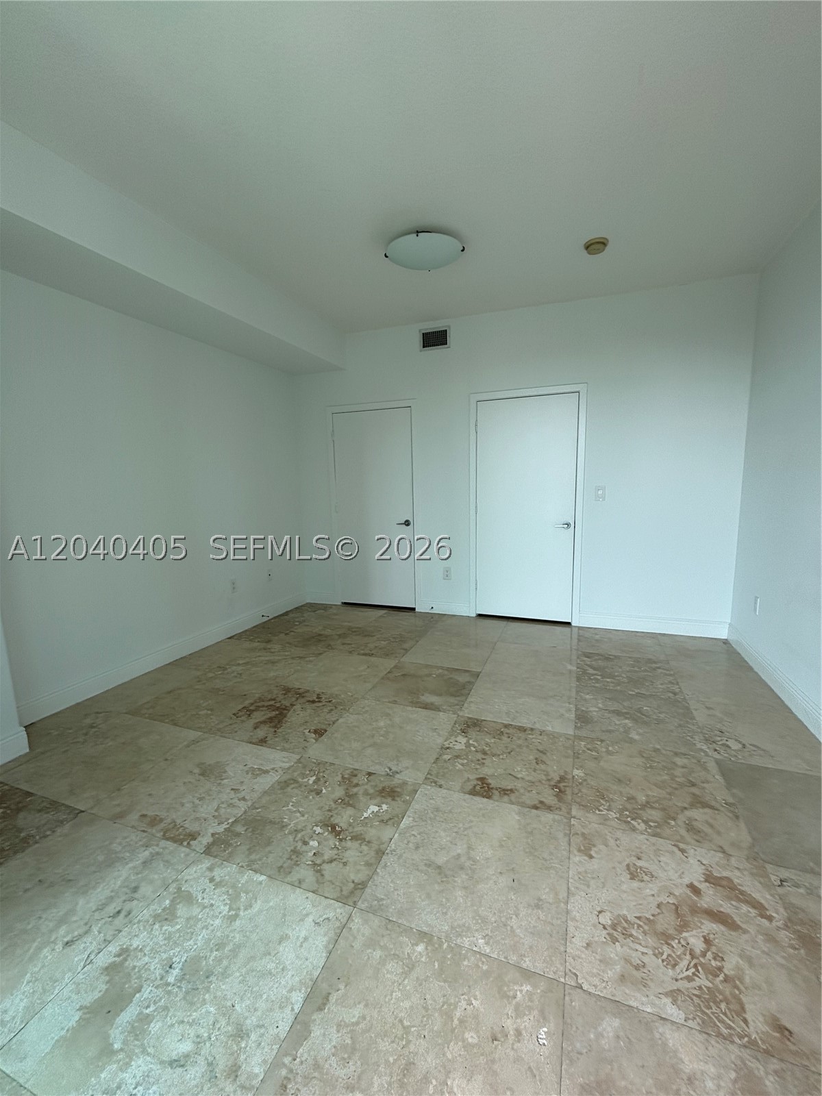 image Axis on Brickell South22