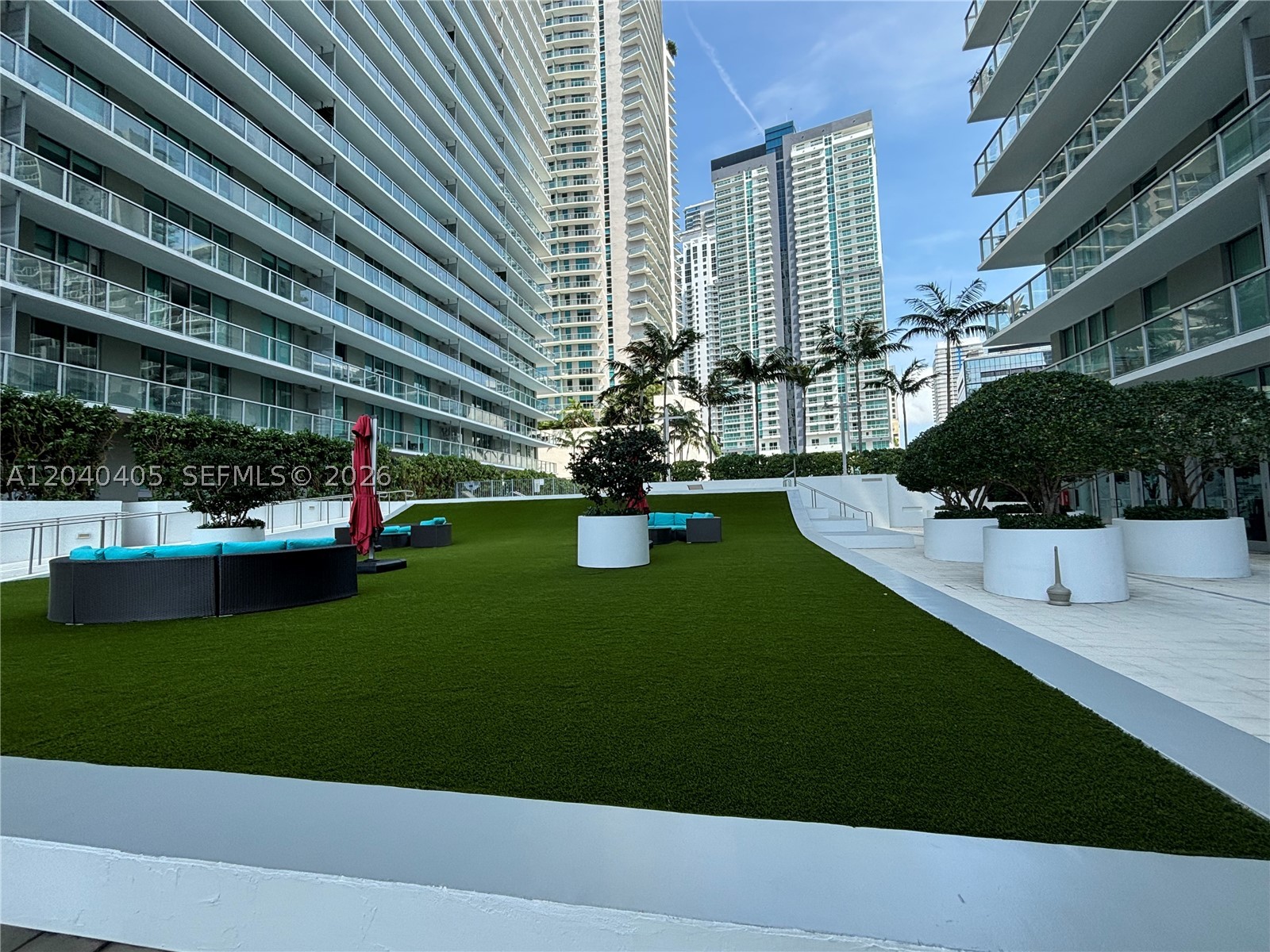 image Axis on Brickell South54