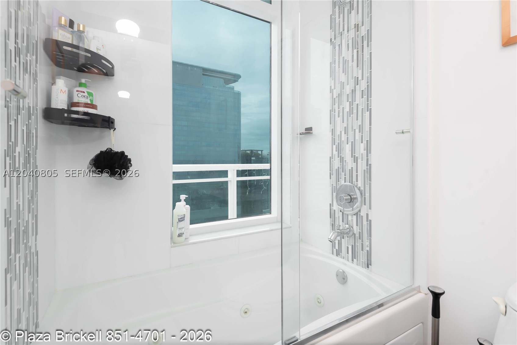 image The Plaza on Brickell East18
