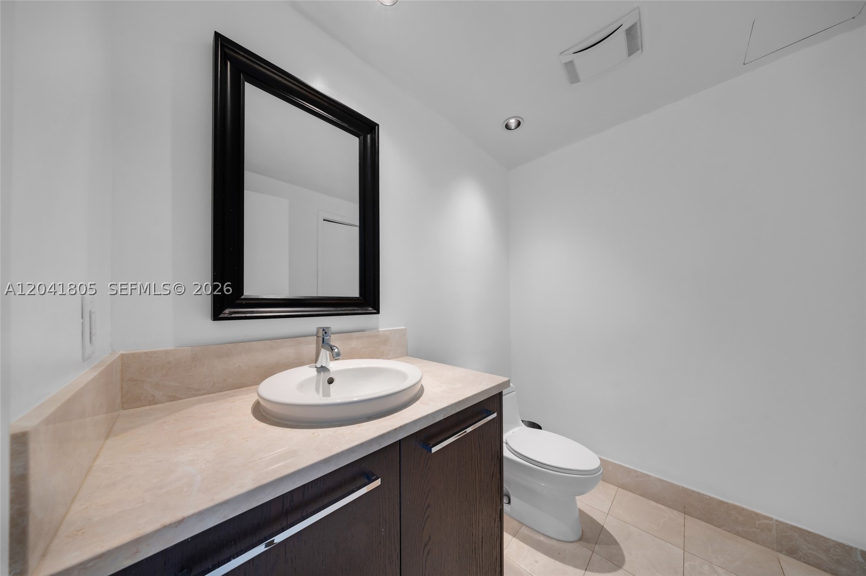 17121 Collins Ave #1406 Sunny Isles Beach, FL 33160