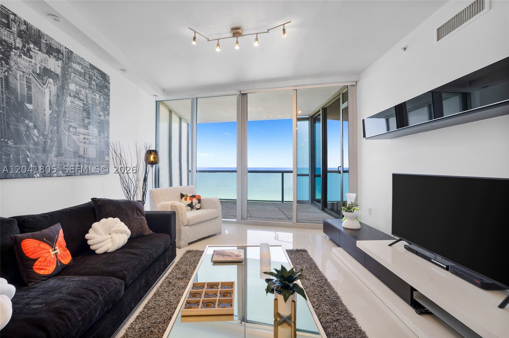 17121 Collins Ave #1406 Sunny Isles Beach, FL 33160