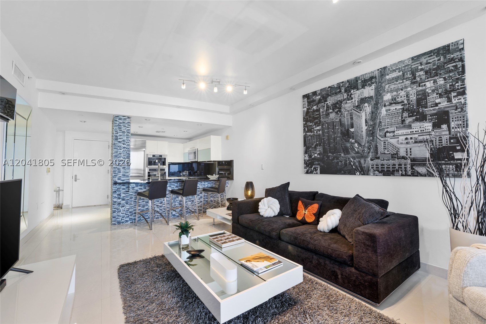 17121 Collins Ave #1406 Sunny Isles Beach, FL 33160