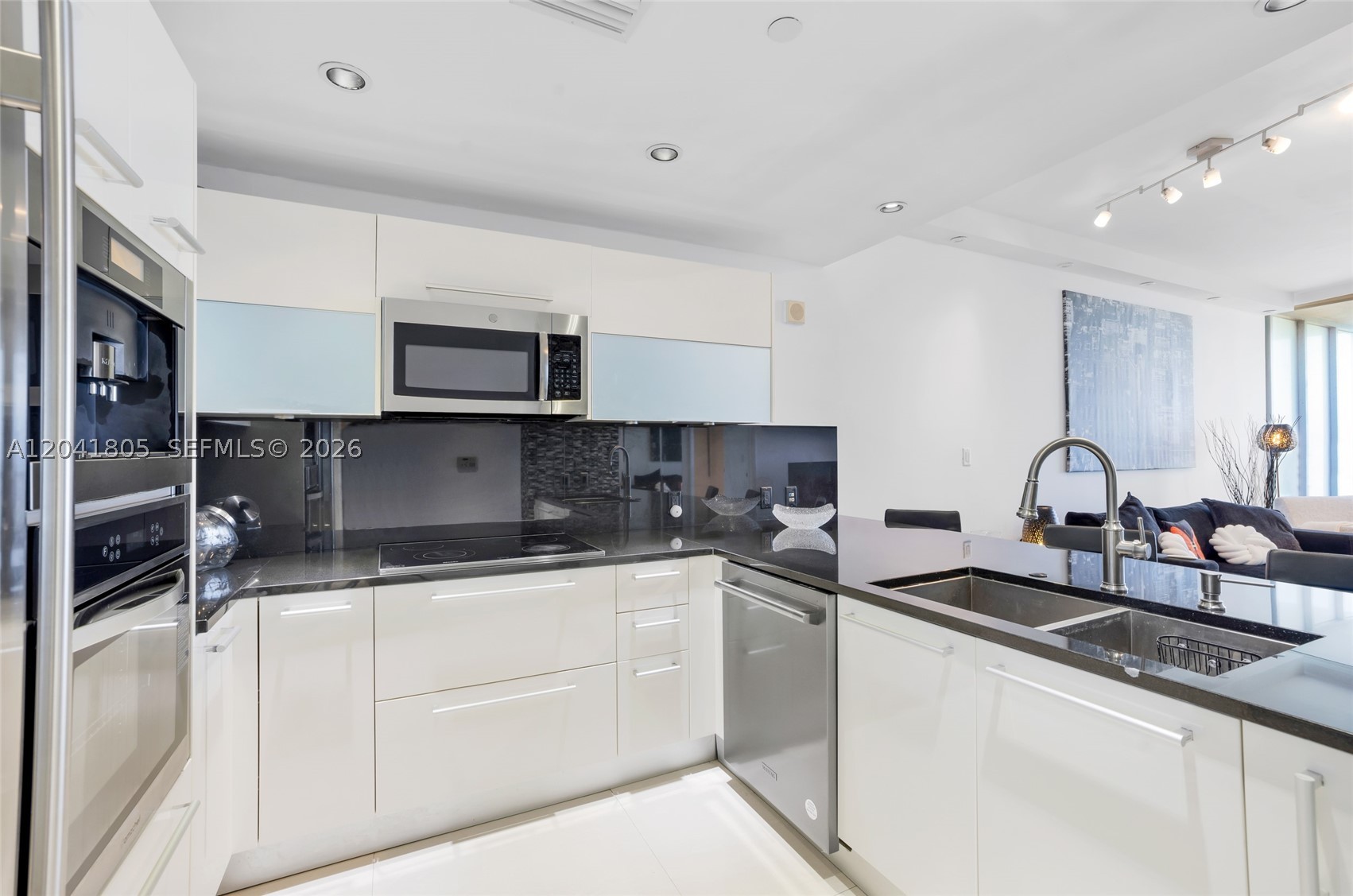 17121 Collins Ave #1406 Sunny Isles Beach, FL 33160