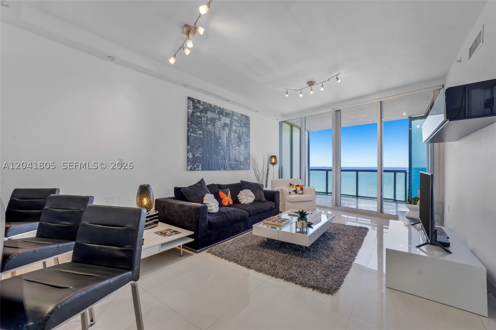 17121 Collins Ave #1406 Sunny Isles Beach, FL 33160