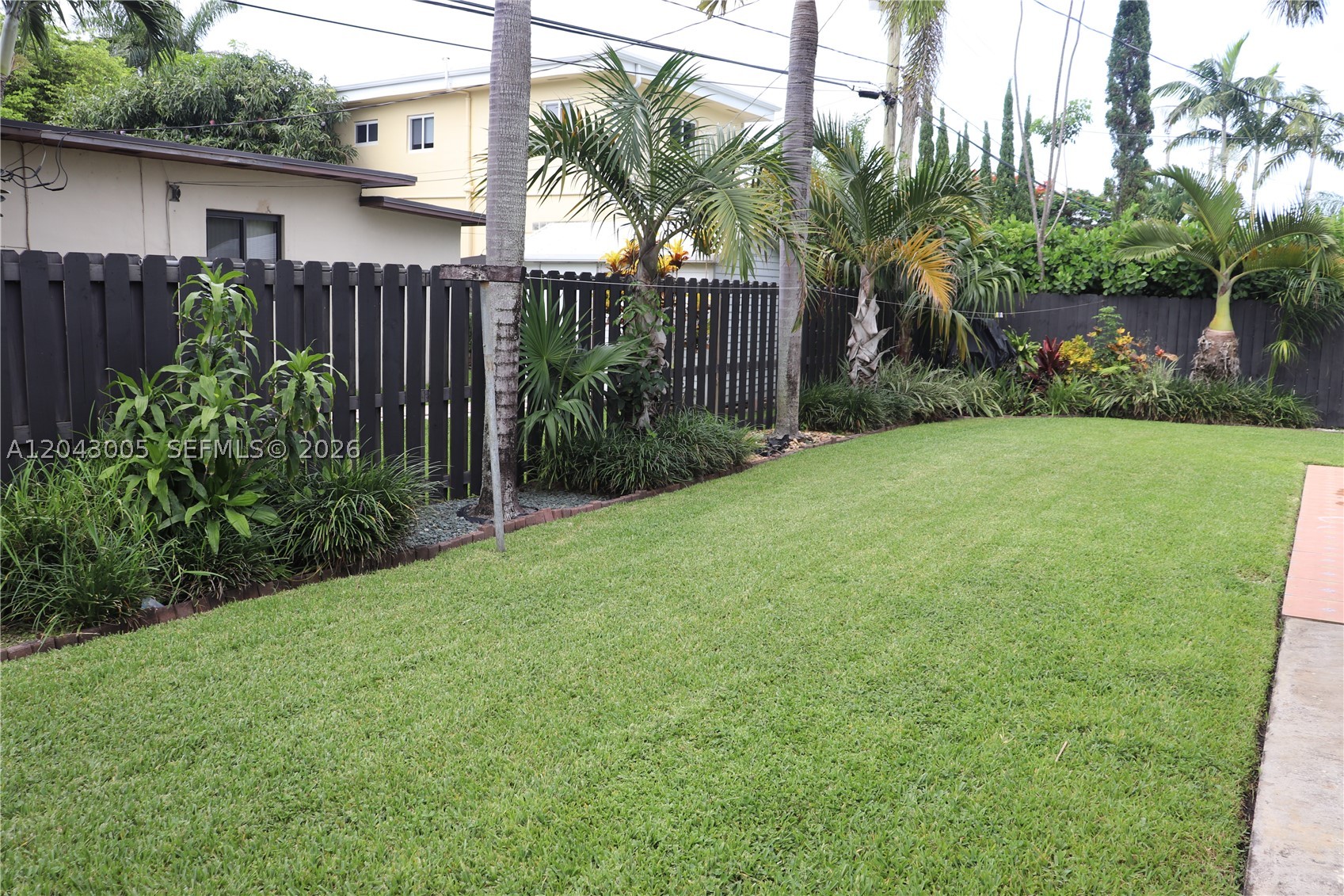 5931 SW 46th St Miami, FL 33155