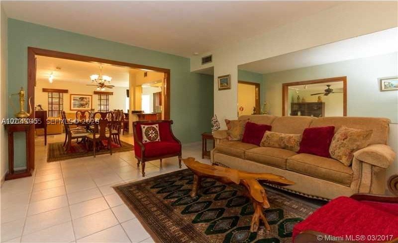5931 SW 46th St Miami, FL 33155