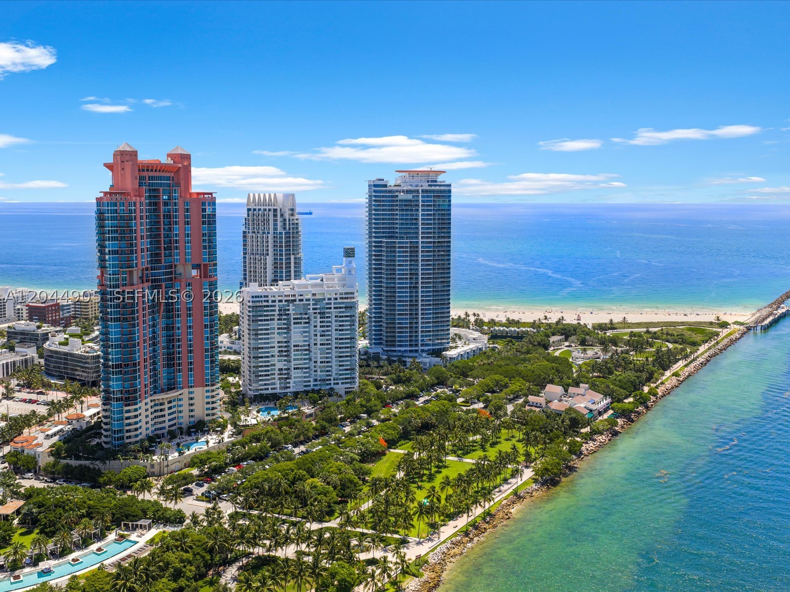 400 S Pointe Dr #1102 Miami Beach, FL 33139