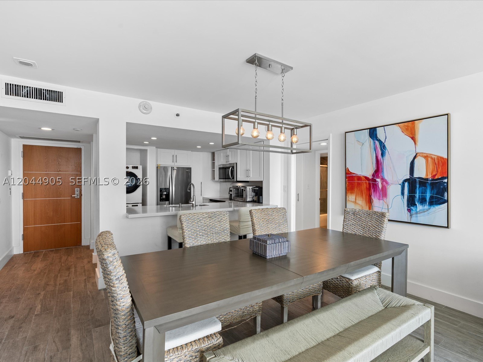 400 S Pointe Dr #1102 Miami Beach, FL 33139