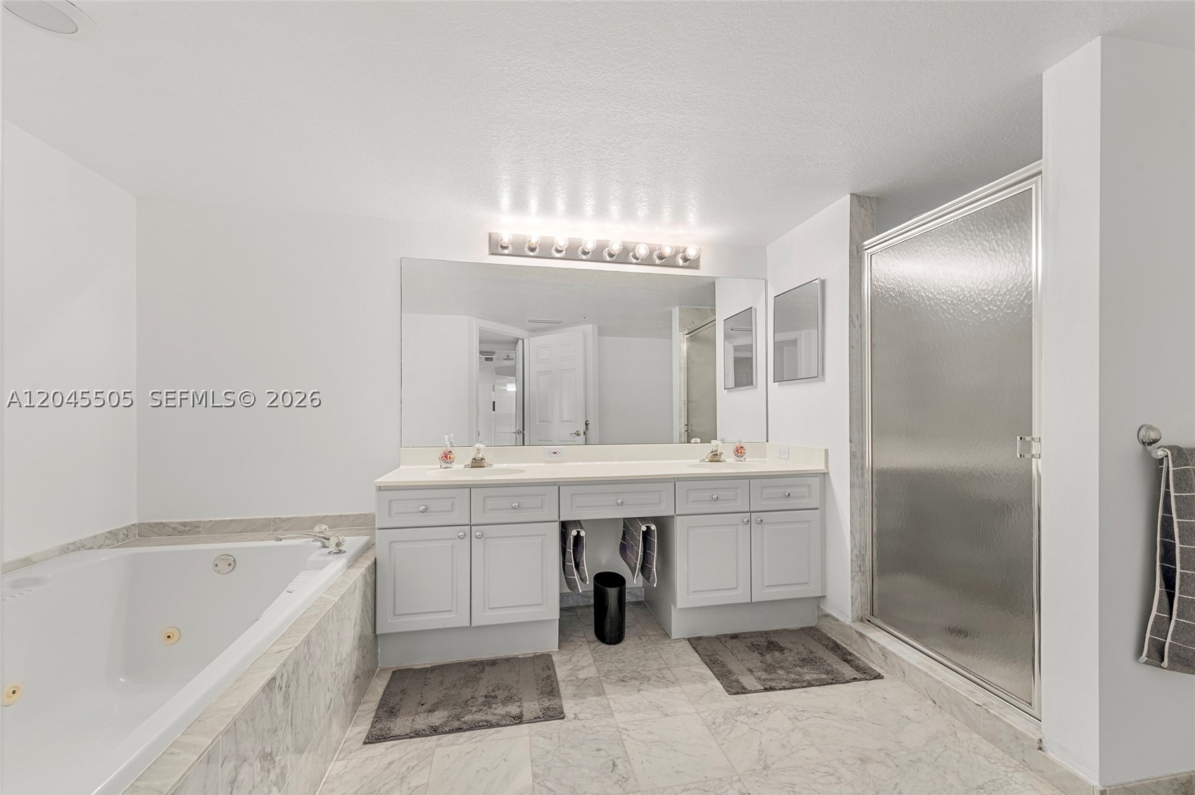 17275 Collins Ave #804 Sunny Isles Beach, FL 33160