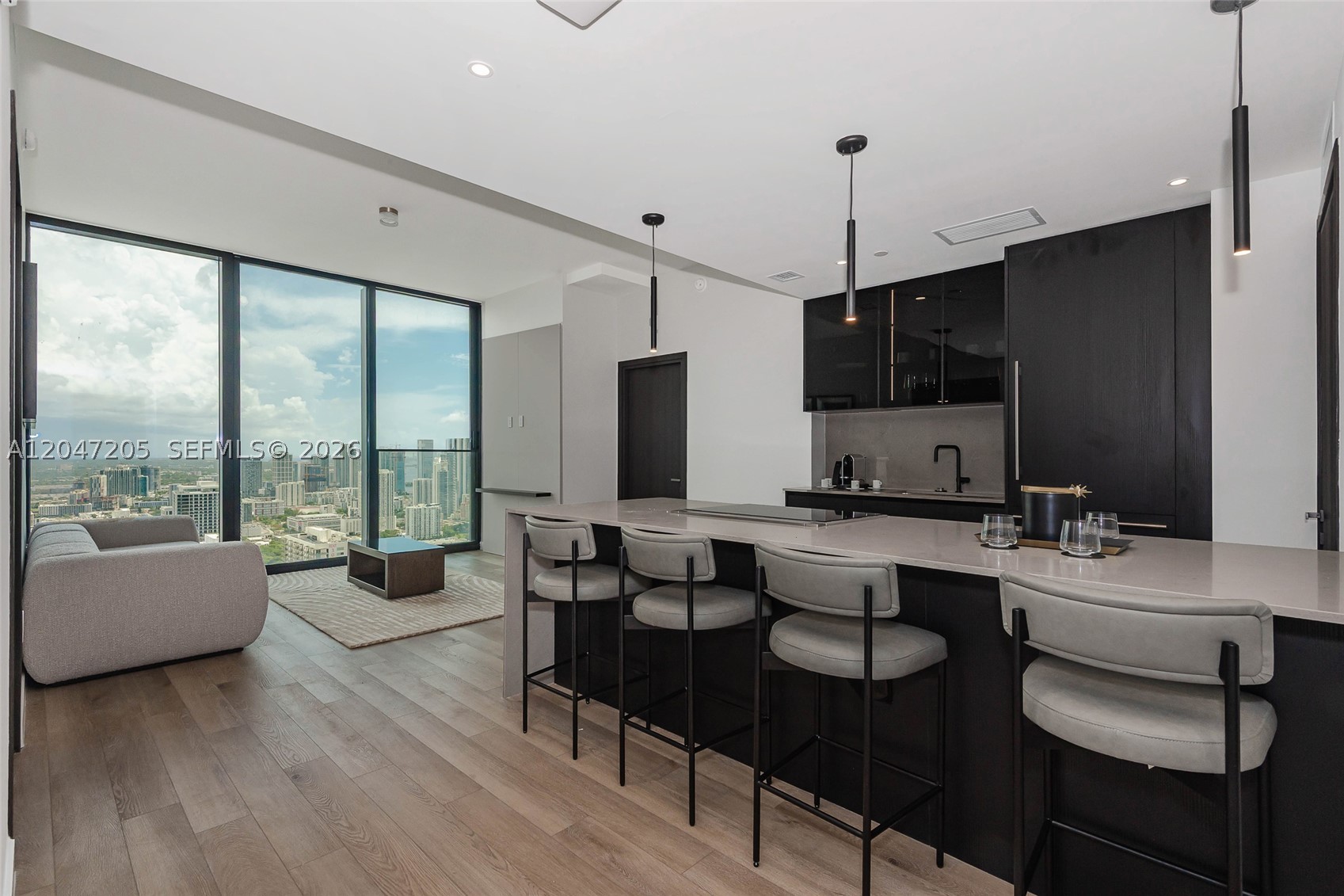image E11EVEN Hotel & Residences0